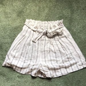 Ae High Waisted Paperbag Shorts